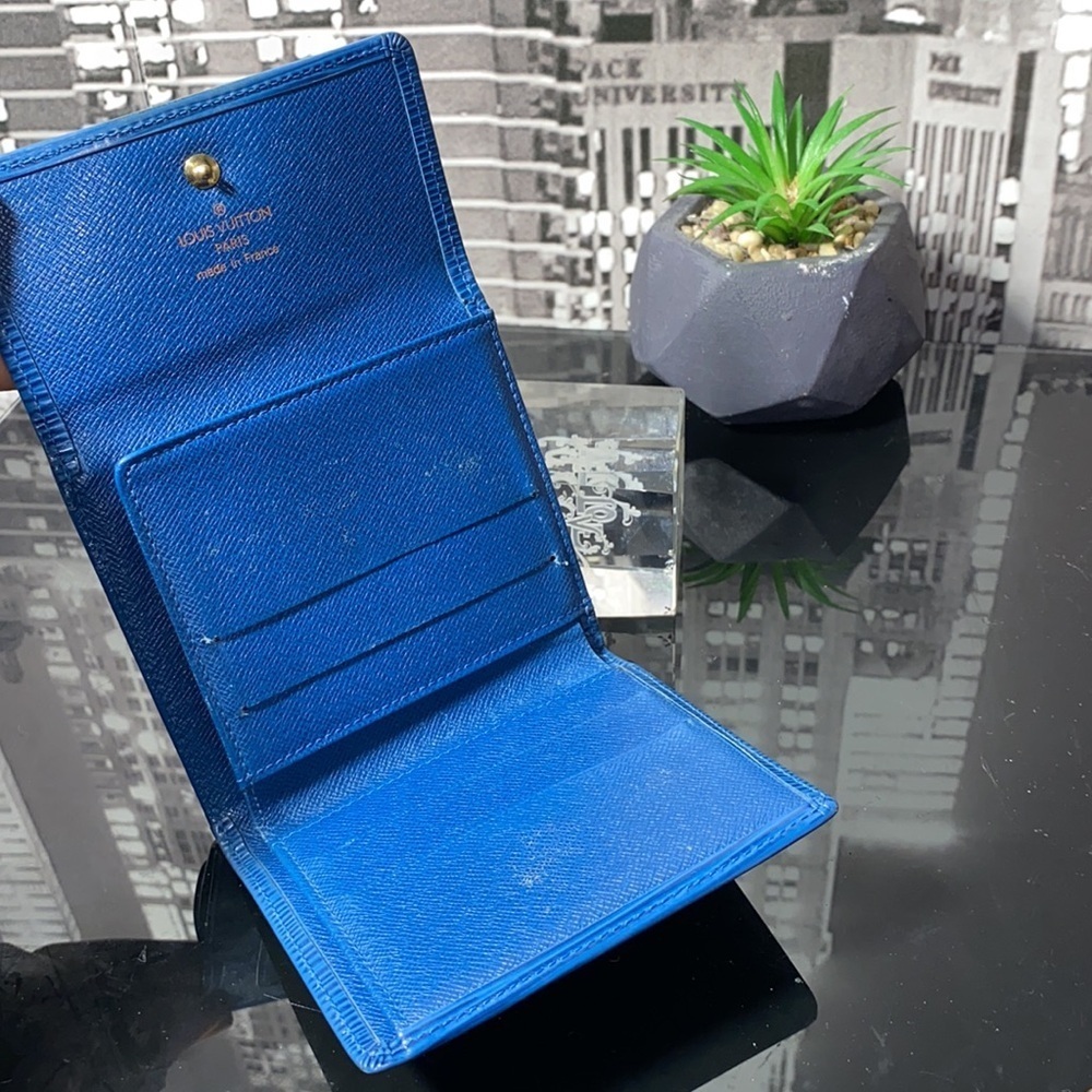 Authentic Louis Vuitton Blue Epi Wallet - Picture 8 of 13